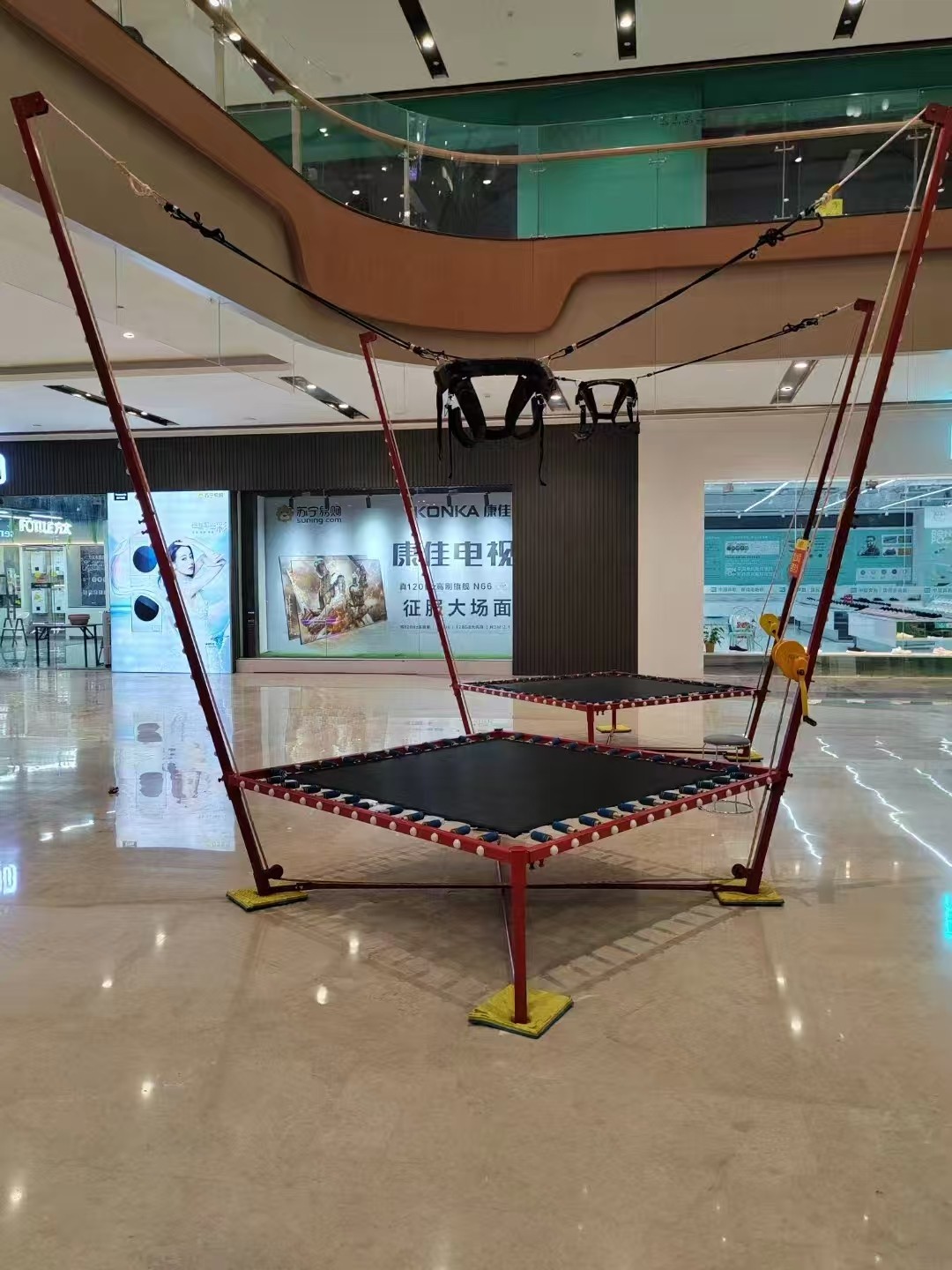 户外广场摆摊单人手摇折叠儿童蹦极宝宝跳床蹦蹦床成人蹦床弹力绳