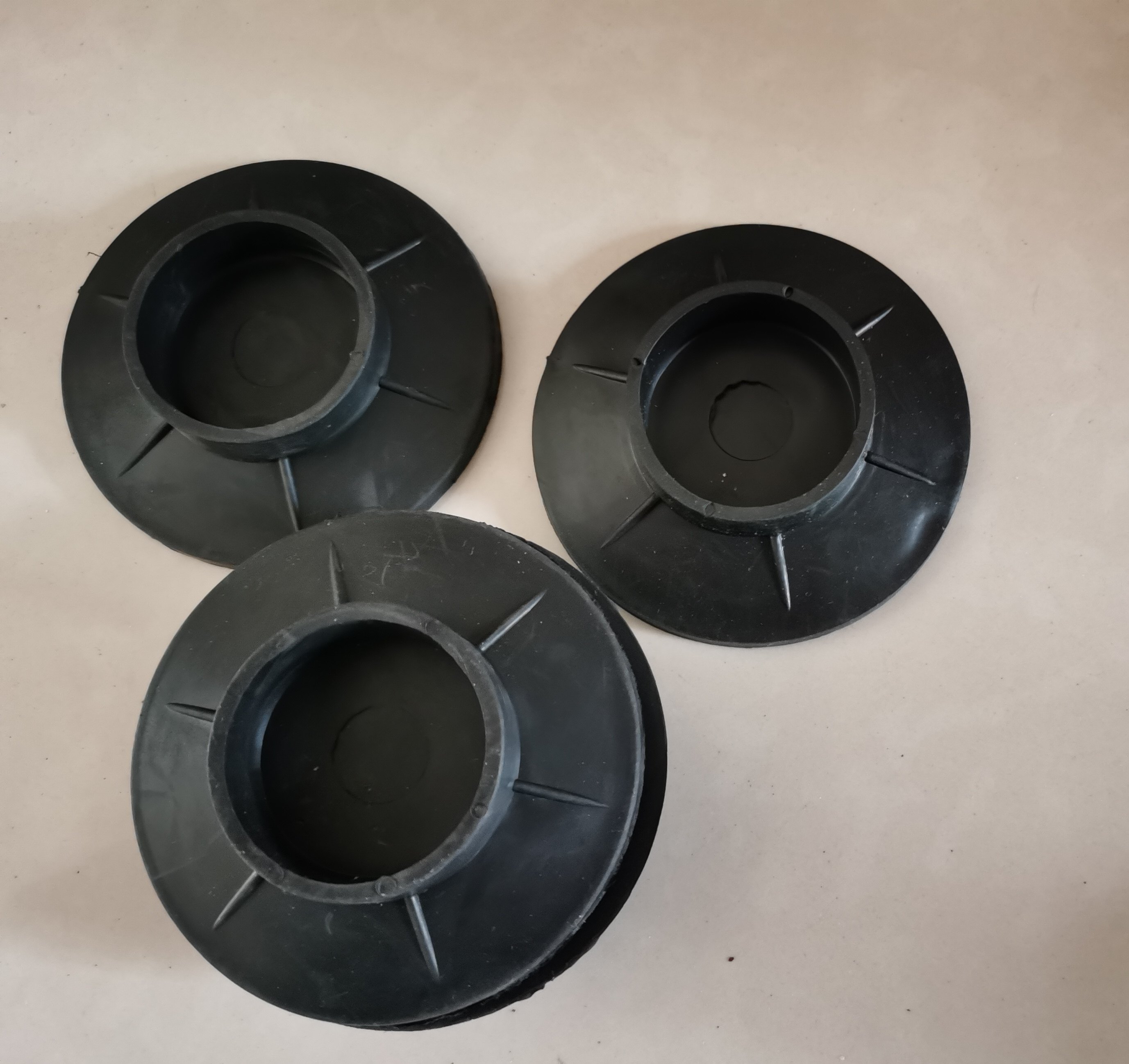 洗衣机通用脚垫防滑垫波轮滚筒减震垫静音防水防潮橡胶垫专用底座