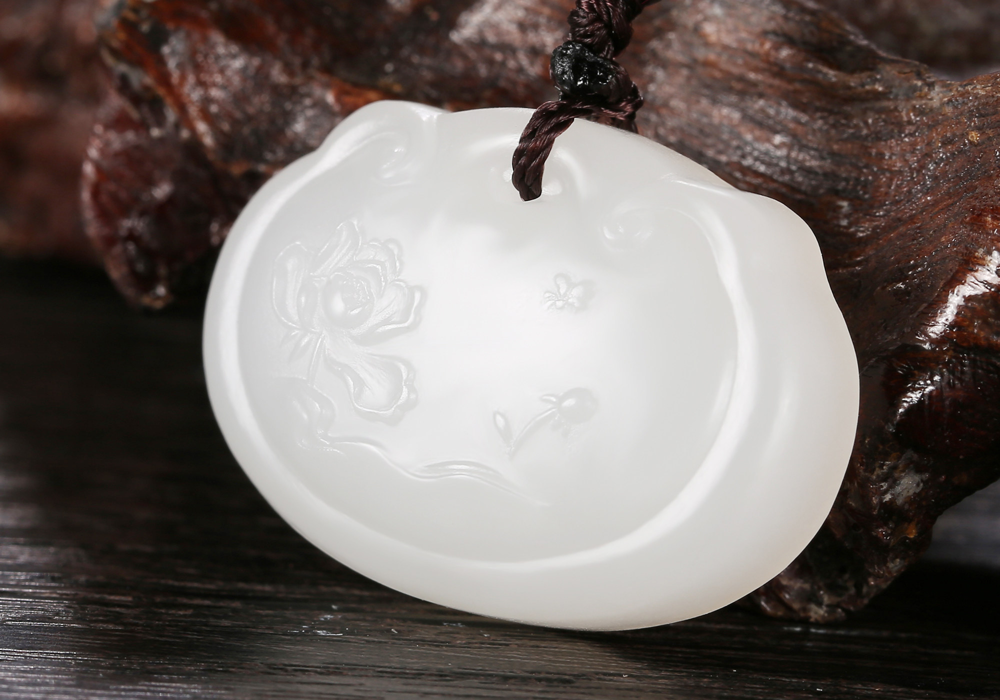 【羊脂白玉】和田玉和合美满荷花平安锁挂件吊坠17.100g生肖寓意