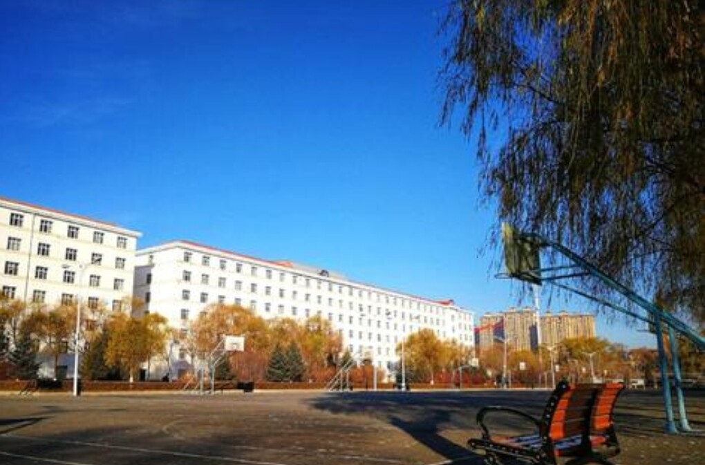 哈尔滨商业大学西区景区天气预报