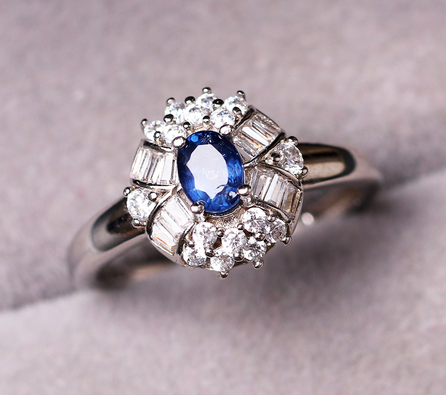 2.96g天然蓝宝石戒指女款正品贵宝彩宝一物一图附证书