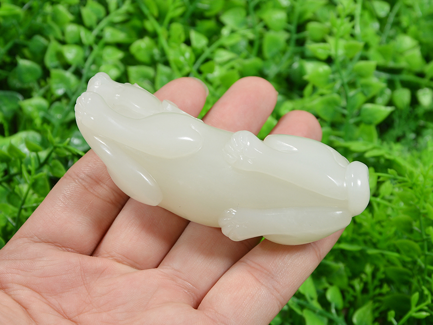 新疆老料 寓意旺财 和田玉羊脂玉生肖狗 男款手把件 161.2243克