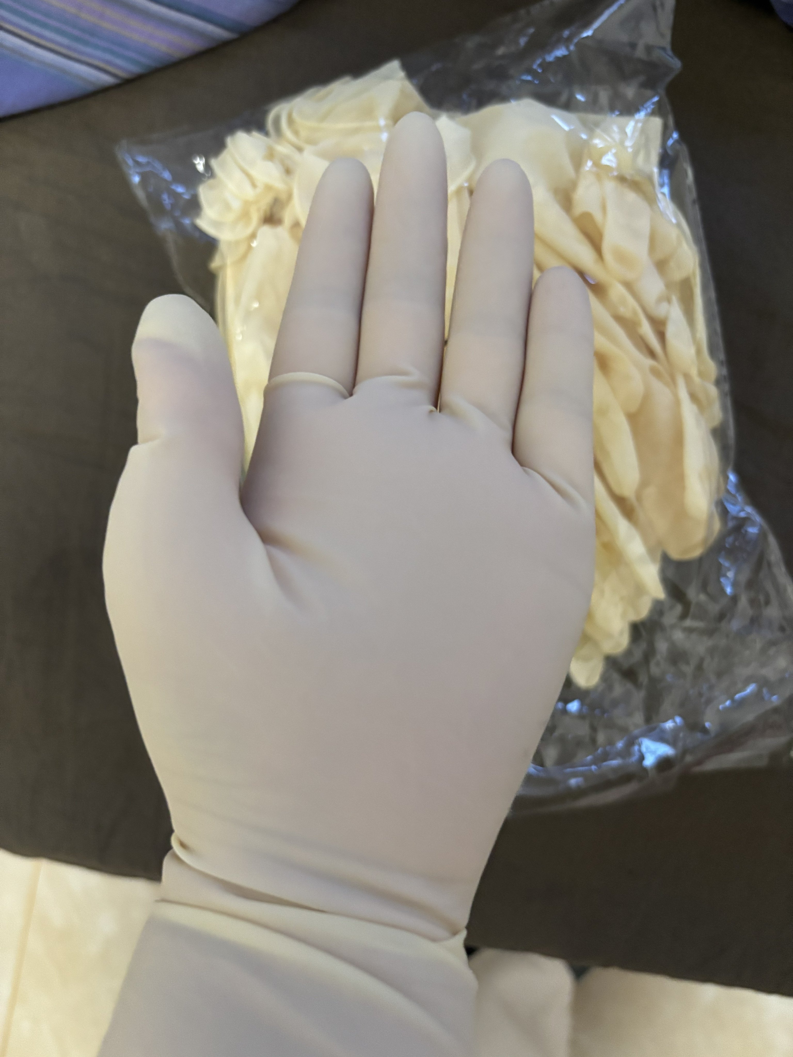 一次性新乳胶橡胶洗碗家务手套检查手套实验防护手套水产牛筋手套