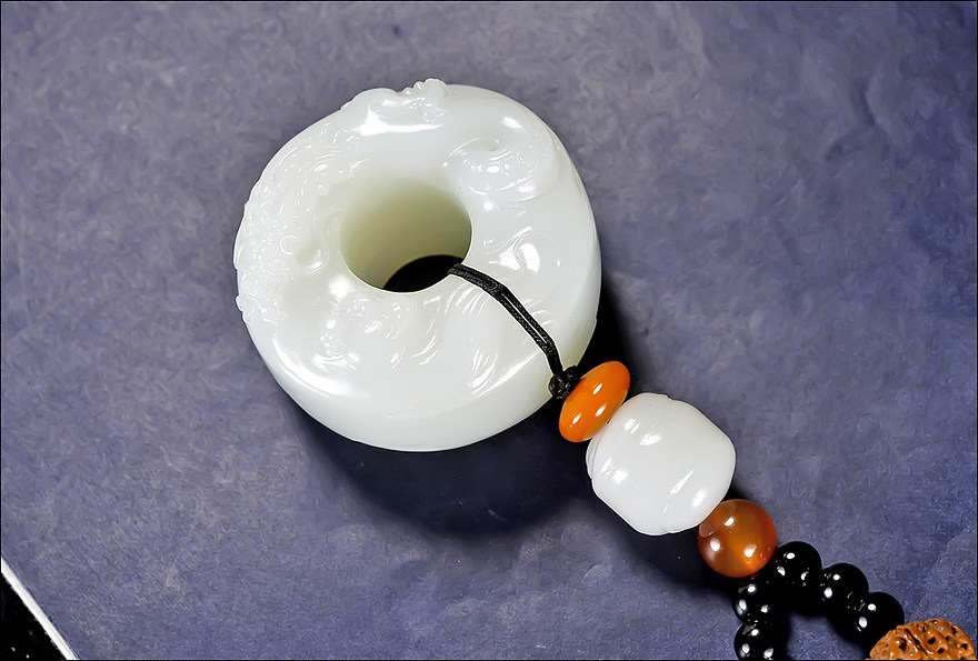 乐石玉器 一级白羊脂玉 中国玉雕大师张文胜 和田玉龙239克