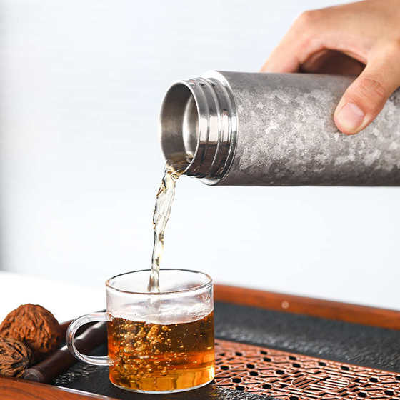 Kodun Pure Titanium Thermos Cup 남자와 여자 고급 이중층 티타늄 워터 컵 티 워터 분리 티타늄 컵 순수 티타늄 캐주얼 컵 Kodun Pure Titanium Thermos Cup 남자와 여자 고급 이중층 티타늄 워터 컵 티 워터 분리 티타늄 컵 순수 티타늄 캐주얼 컵