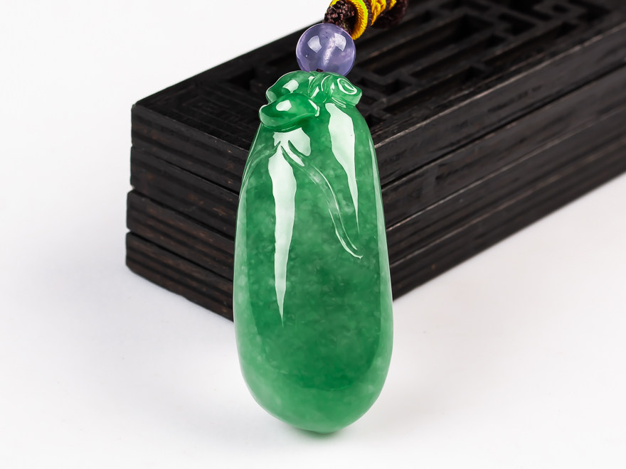 天然玉石缅甸翡翠a货正品 淡绿玉玉福瓜挂件吊坠玉佩玉牌30.44g