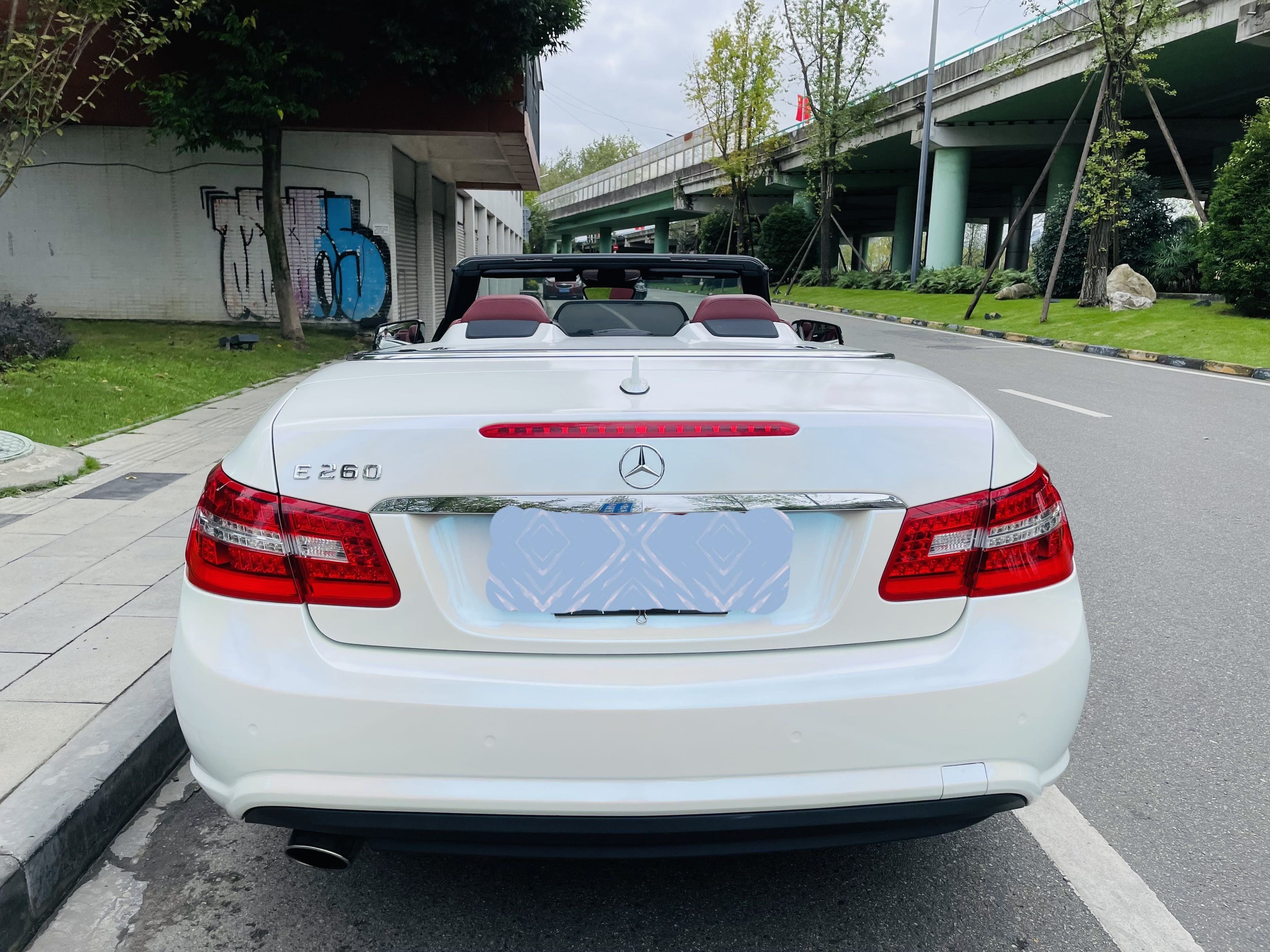 奔驰e260敞篷版 (进口) 1.8 自动 (成都) - 资产处置 - 阿里资产