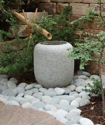 花园石雕流水小品--日式庭园元素之洗手钵-椭圆形流水石钵