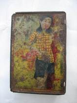 Old trademark Shaoyuanchang factory iron match box painting wild roses beauty picture of the beauty of the old Chinese trademark 66