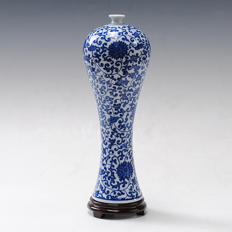 Antique vase of blue and white porcelain of jingdezhen ceramics modern fashionable sitting room place, home decoration beauty bottle