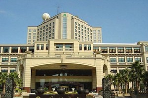 昆明五星级酒店预订-五华区 昆明翠湖宾馆 商务大床含早优惠价1005.00元,昆明翠湖宾馆精心为您挑选-麦尔网购导航-网购宝