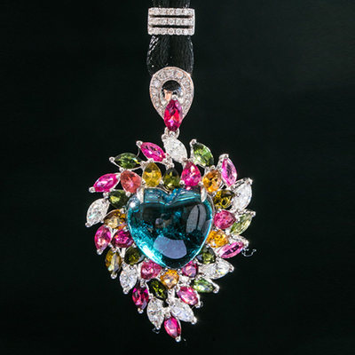绝当品18k金彩碧玺镶钻吊坠吊坠 女 饰品吊坠 18k金 彩色宝石吊坠_不
