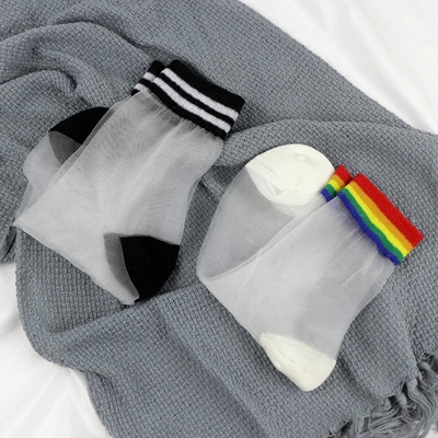 玻璃袜子女 日系小清新韩国透明学院风玻璃丝超薄夏天彩虹中筒袜