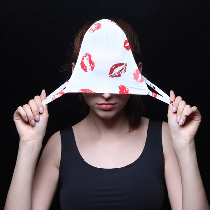 梦邦性感情侣内裤冰丝诱惑无痕一片式创意印花隐形男女丁字裤一字-tmall.com天猫