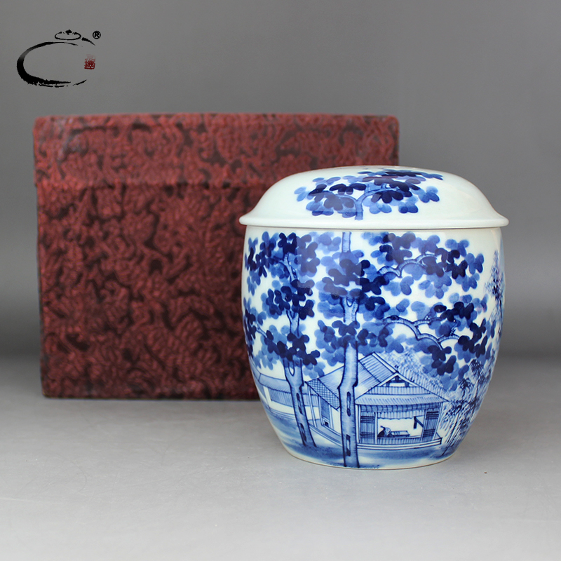 And auspicious jing DE collection jingdezhen blue And white beautiful landscape caddy fixings hand - made ceramic green tea, black tea POTS