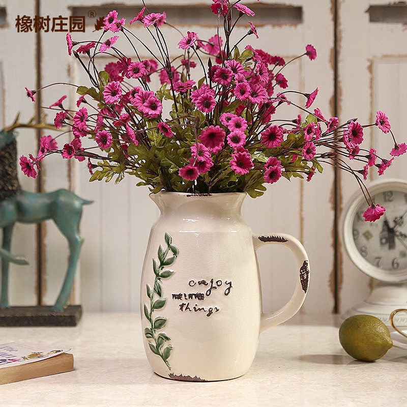 American vase sitting room simulation flower arranging flowers is placed to the Nordic creative white ceramic flower bottle table decoration