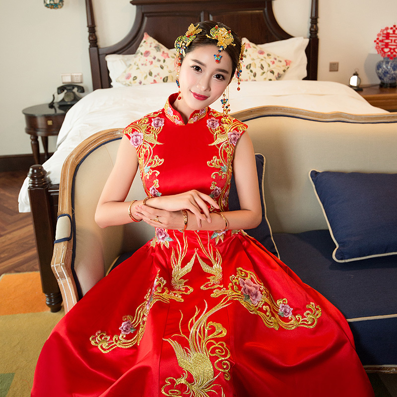 中式秀禾服新娘造型_中式婚纱秀禾服(2)