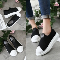 Small black shoes women Joker loafers spring and autumn 2021 New Board Shoes flat lazy one pedal sneakers tide