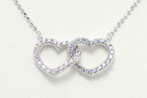 二手真品 佛罗伦萨18K白金钻石双爱心项链 日