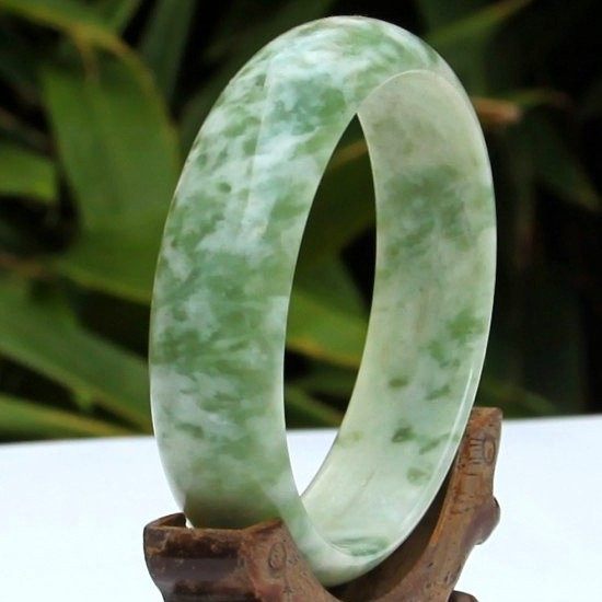 青云轩蓝田玉手镯天然玉石玉器镯绿翠白手镯女款加宽饰品玉镯子96