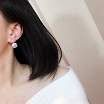 Sweet shining round micro-inlaid zircon earrings Korean temperament socialite net red wild earrings earrings earrings womens ear jewelry