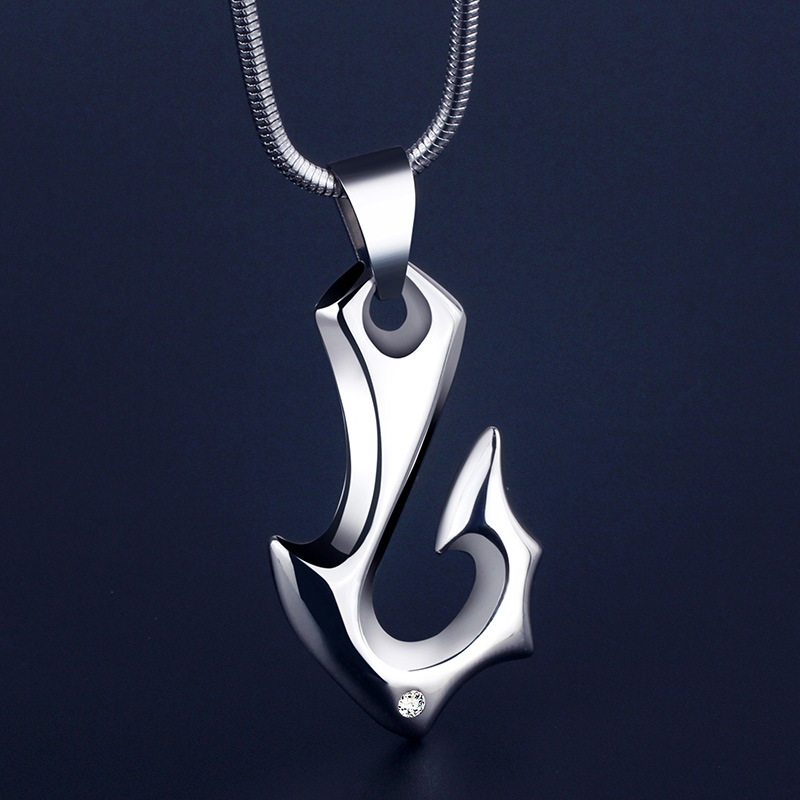 奢侈品牌男士吊坠图片(奢侈品男士服装品牌大全logo)