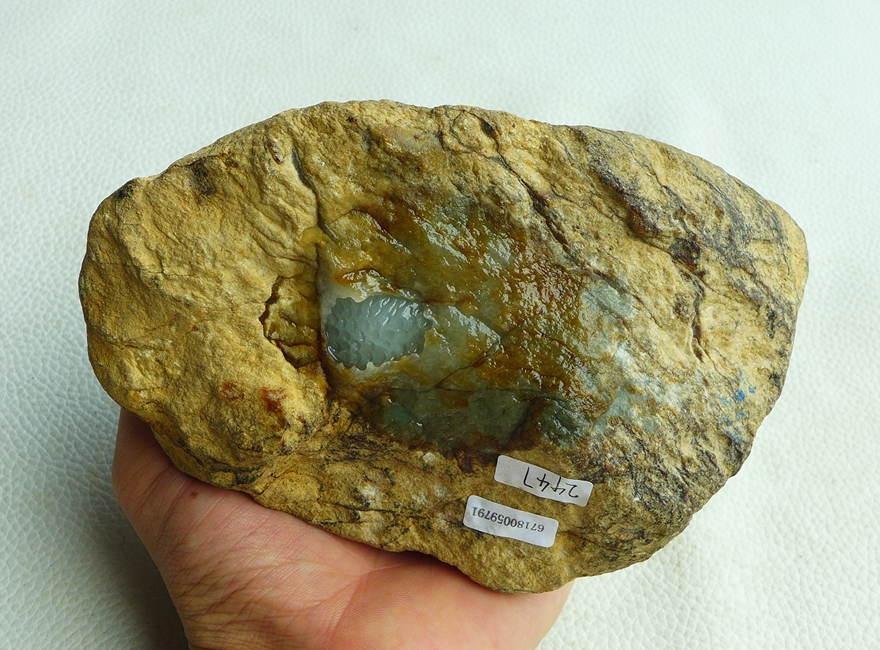 【高端浅绿色好种细腻玉石】天然老坑a货翡翠原石2447.01g