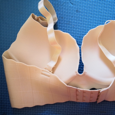 质量不错，无痕无钢圈，穿着舒适。