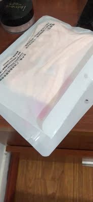 很喜欢，打开摸了下，质量很不错