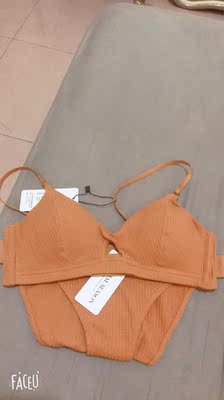 想象不到质量这么好，第一次在这个店里买的，喜欢。之前买的两个也特别喜欢。决定以后就在你家买内衣了 ❤比心