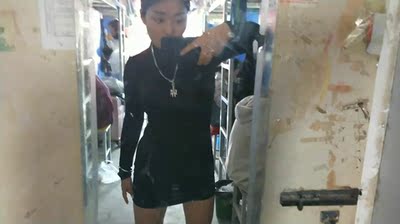 上身效果很好，美美的，很显曲线而且保暖，细节做的也不错没有线头