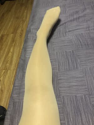 拿回来就试了试,挺好的看着特自然!喜欢这种的!脚底设计一看就不像便宜的东西! 拿回来就试了试,挺好的看着特自然!喜欢这种的!脚底设计一看就不像便宜的东西!