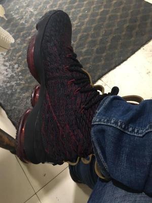 发货很快，物品很实惠，推荐尺码试过后挺合脚的哈哈