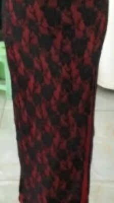 衣服很漂亮，跟图片一样，很喜欢