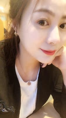 终于收到我需要的宝贝了，东西很好，价美物廉，谢谢掌柜的！说实在，这是我淘宝购物来让我最满意的一次购物。无论是掌柜的态度还是对物品，我都非常满意的。掌柜态度很专业热情，有问必答，回复也很快，我问了不少问题，他都不觉得烦，都会认真回答我，这点我向掌柜表示由衷的敬意，这样的好掌柜可不多。再说宝贝，正是我需要的，收到的时候包装完整，打开后让我惊喜的是，宝贝比我想象中的还要好！不得不得竖起大拇指。下次需要的时候我还会再来的，到时候麻烦掌柜给个优惠哦！