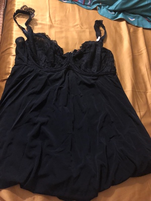 收到后试穿了 很漂亮 很性感 😂面料舒服！早知道买两套了！真的超级喜欢！在他家买了很多次了！每次都很满意！