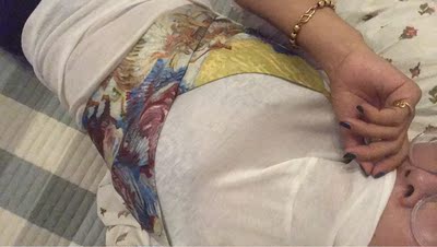 买来做打底的 很适合 薄薄的 很舒服 喜欢