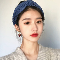 South Korea autumn sterling silver Love earrings female 2021 New Tide red senior temperament simple Joker earrings