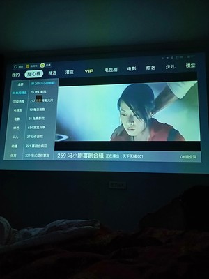 如何评价揭秘天猫魔屏A1和坚果SC投影仪那个好，单从外观看，哪款更亲民