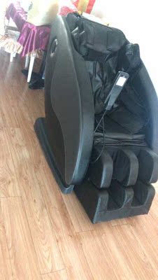 真实使用感受良心点评本博4d小型智能电动按摩椅怎么样,是否真的那么好