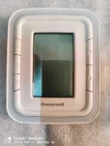 Original Honeywell Honeywell central air conditioning floor heating temperature LCD controller control panel T6800V2WN