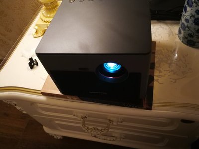 点评目前看来极米H2slim和极米H2投影仪那个好，性价大对比...