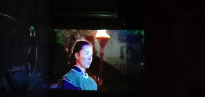 如何评价点评坚果G7和极米Z6X投影仪那个好，优缺点区别是，图文对...