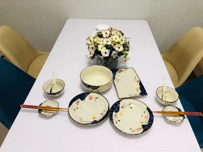 非常喜欢的碗碗 如果店家买56件的时候，长方形的盘子多一点会更好 然后就是吃饭的碗有点小 不过 样子好看 总体来说 居家必备