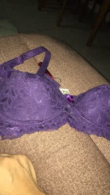 还不错，很薄，很透气。无钢圈比较舒服