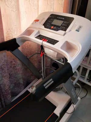 【揭秘】亿健精灵ELF和精灵NOTE跑步机哪个好，价格差不多，优缺点区别是