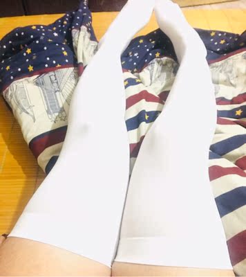 首先，我是一名女装大佬，出cos的。然后，产品质量是真的不错，穿起来很舒服，本来以为很难买到我穿的，结果这个加大的很给力～