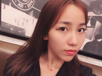 很喜欢 款式很漂亮   感觉小心心更精致