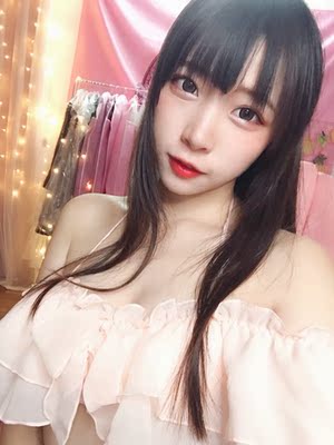 粉色真的是很可爱了(〃'▽'〃)喜欢批发还是双马尾呢