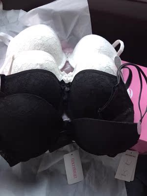 穿他们家内衣好多年了，一个款式买两个颜色已经是习惯